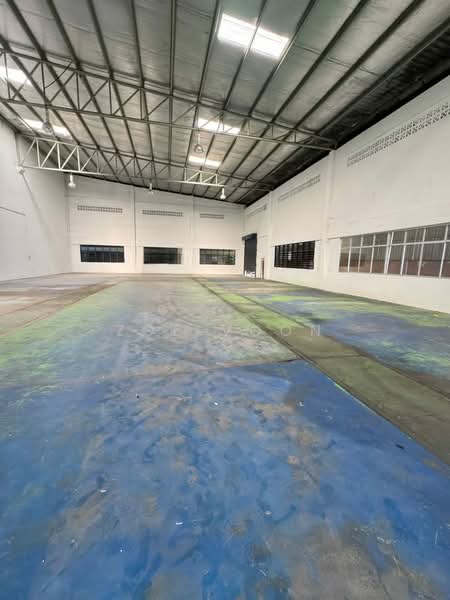 Factory for Rent in Taman Perindustrian Cemerlang (Ulu Tiram) - Zoe Voon - Interior - PropertyGuru.com.my