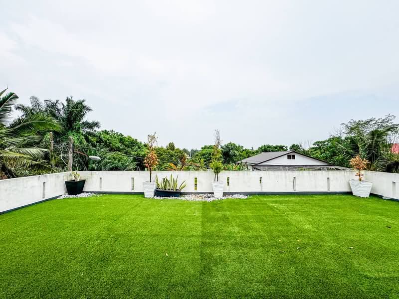 Bungalow for Sale in Kampung Jalan Kebun (Shah Alam) - Wan Azlan Ahmad - Exterior - PropertyGuru.com.my