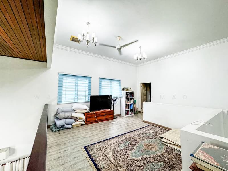 Bungalow for Sale in Kampung Jalan Kebun (Shah Alam) - Wan Azlan Ahmad - PropertyGuru.com.my