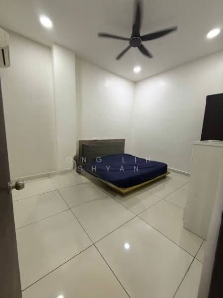 Semi-Detached House for Sale in Taman Sri Intan (Johor Bahru) - Ong Lih Shyan - Bedroom - PropertyGuru.com.my