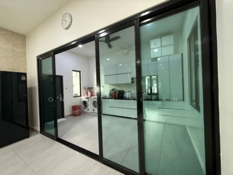 Semi-Detached House for Sale in Taman Sri Intan (Johor Bahru) - Ong Lih Shyan - Kitchen - PropertyGuru.com.my