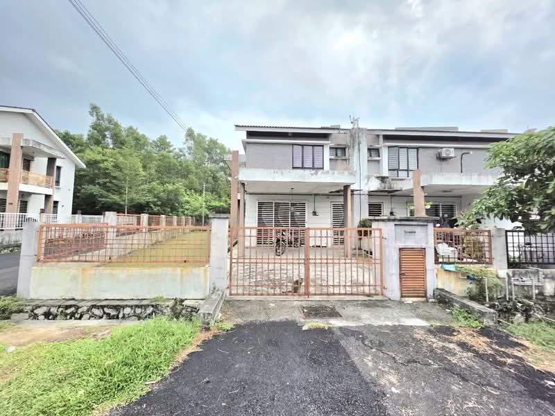 Rumah Teres 2 Tingkat untuk Dijual di Saujana Utama (Selangor) - Fauran Nawawi - PropertyGuru.com.my