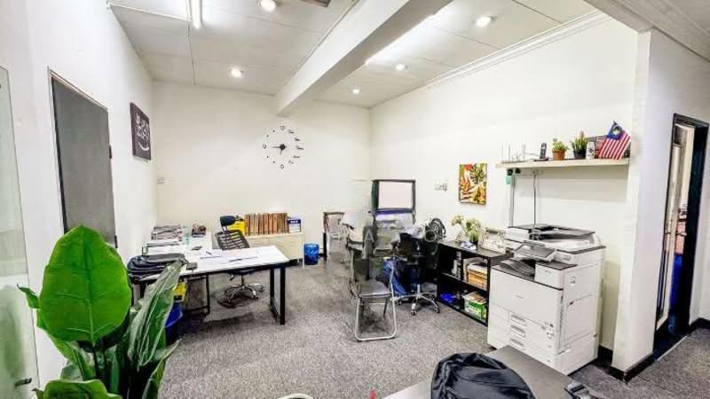 Office for Sale in Shah Alam (Selangor) - Nur Alia Omar - Interior - PropertyGuru.com.my