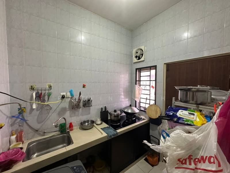 Rumah Teres 2 Tingkat untuk Dijual di Setia Tropika (Johor Bahru) - Pauline Goh - Kitchen - PropertyGuru.com.my