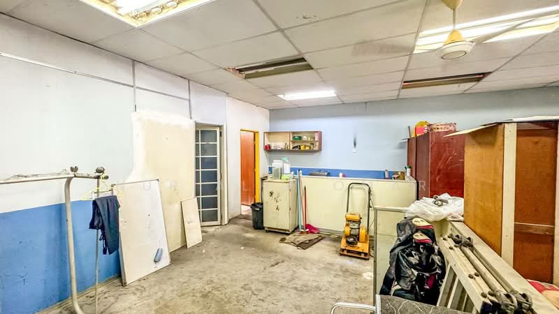 Kedai / Pejabat untuk Dijual di Seksyen 13 (Shah Alam) - Nur Alia Omar - Interior - PropertyGuru.com.my