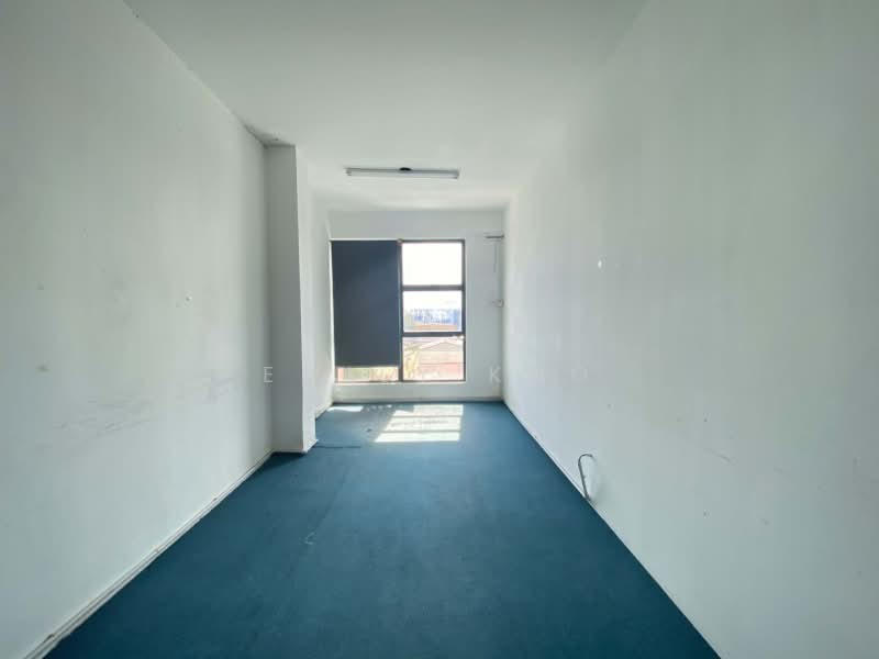 Shop for Rent in Shah Alam (Selangor) - Emily Kho - Interior - PropertyGuru.com.my