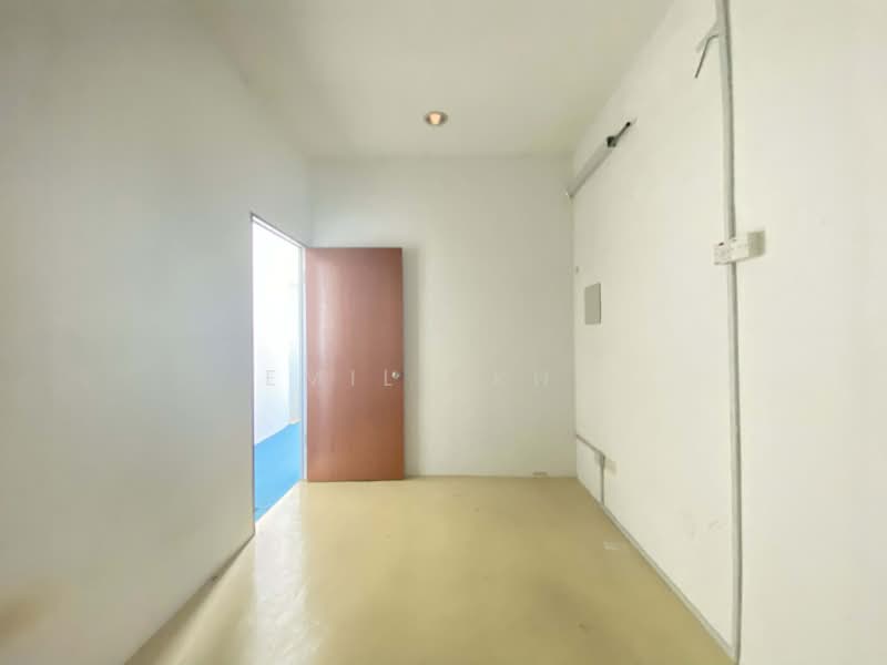 Shop for Rent in Shah Alam (Selangor) - Emily Kho - Interior - PropertyGuru.com.my