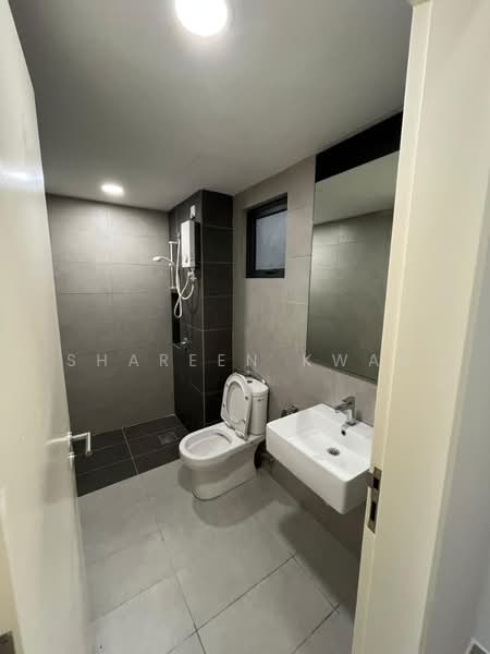 Servis Apartment untuk Disewa di D'Erica - Shareen Kwan - Bathroom - PropertyGuru.com.my