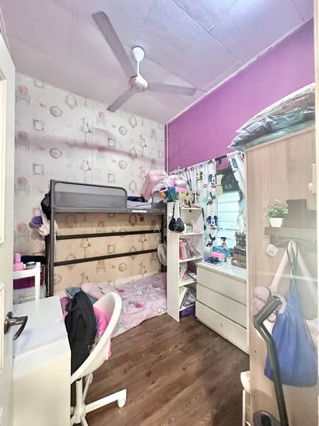 1-storey Terraced House for Sale in Klang (Selangor) - Wan Azlan Ahmad - PropertyGuru.com.my