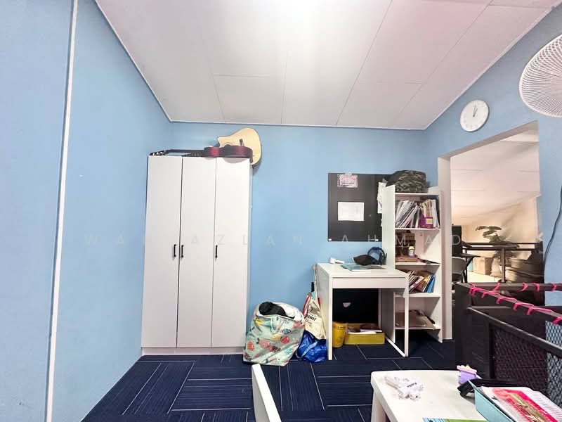 1-storey Terraced House for Sale in Klang (Selangor) - Wan Azlan Ahmad - PropertyGuru.com.my