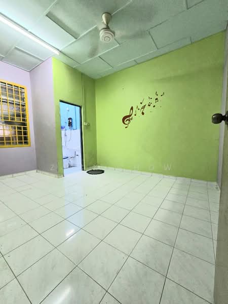 1-storey Terraced House for Sale in Taman Puteri Wangsa (Ulu Tiram) - Zack Chow - Interior - PropertyGuru.com.my