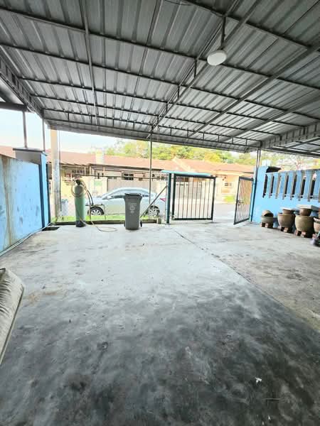 1-storey Terraced House for Sale in Taman Puteri Wangsa (Ulu Tiram) - Zack Chow - Exterior - PropertyGuru.com.my