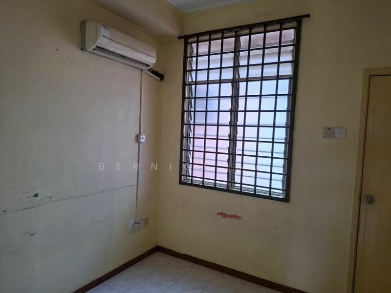 Rumah Teres 2 Tingkat untuk Dijual di Bandar Seri Alam (Masai) - Bernice Gan - Interior - PropertyGuru.com.my
