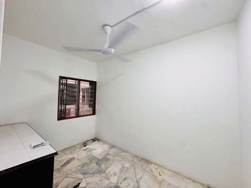 Pangsapuri untuk Dijual di Iris Apartment - Mohammad Omar - PropertyGuru.com.my