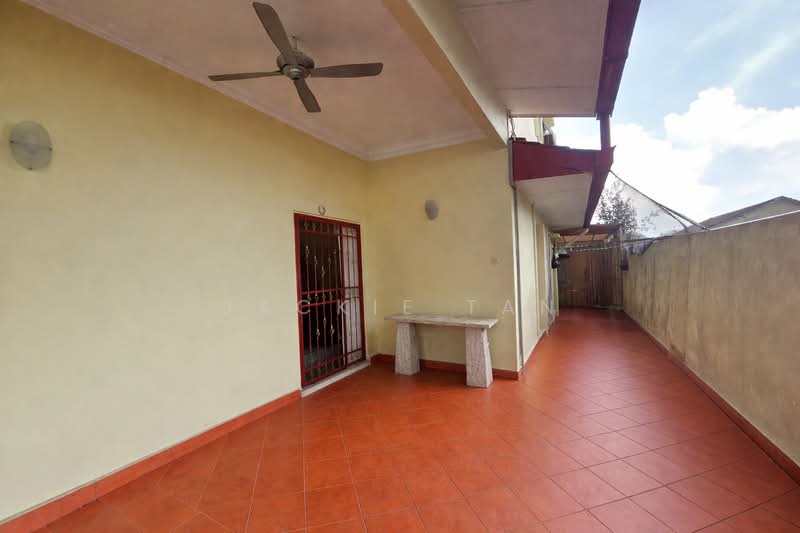 Rumah Banglo untuk Dijual di Seksyen 4 (Petaling Jaya) - Jackie Tan - Exterior - PropertyGuru.com.my