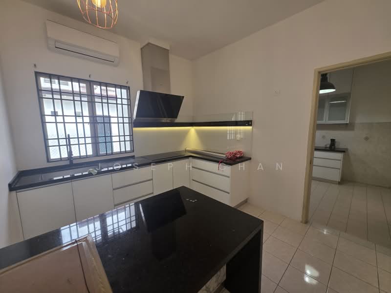 2-storey Terraced House for Sale in Setia Impian (Setia Alam) - Joseph Chan - Kitchen - PropertyGuru.com.my