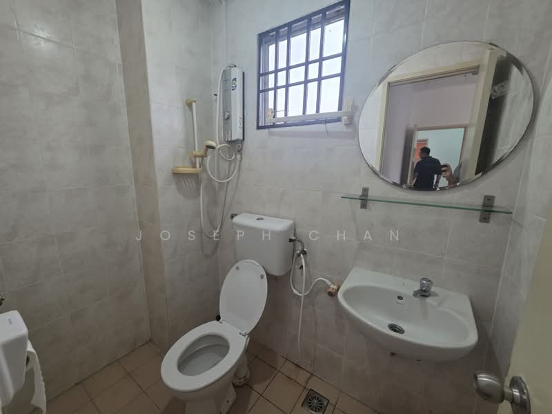 2-storey Terraced House for Sale in Setia Impian (Setia Alam) - Joseph Chan - Bathroom - PropertyGuru.com.my