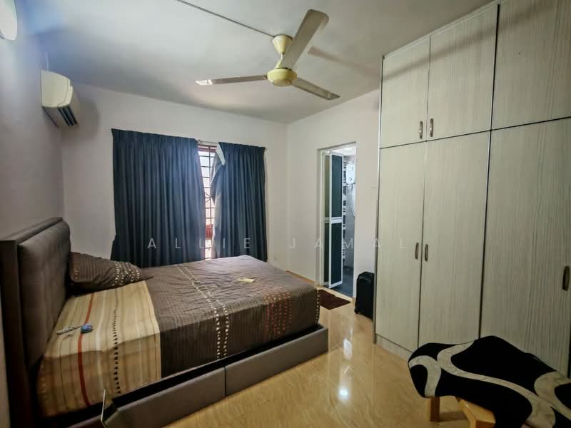 Kondominium untuk Dijual di Palm Spring @ Damansara - Allie Jamal - Bedroom - PropertyGuru.com.my