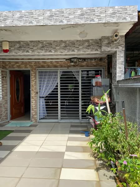 Rumah Teres untuk Dijual di Puchong (Selangor) - Alvin Sow - Exterior - PropertyGuru.com.my