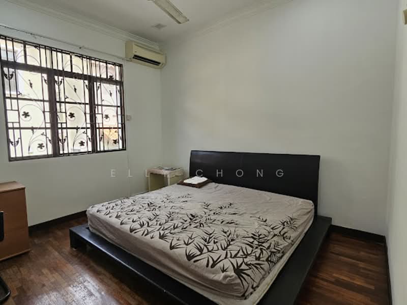Rumah Teres 2 Tingkat untuk Dijual di KL City Centre (Kuala Lumpur) - Elly Chong - Bedroom - PropertyGuru.com.my