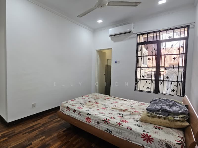 Rumah Teres 2 Tingkat untuk Dijual di KL City Centre (Kuala Lumpur) - Elly Chong - Bedroom - PropertyGuru.com.my