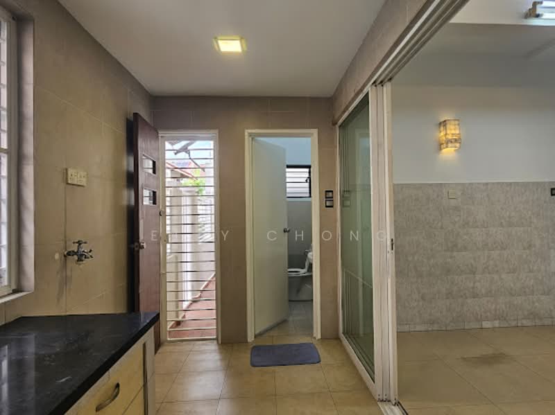 Rumah Teres 2 Tingkat untuk Dijual di KL City Centre (Kuala Lumpur) - Elly Chong - Bathroom - PropertyGuru.com.my