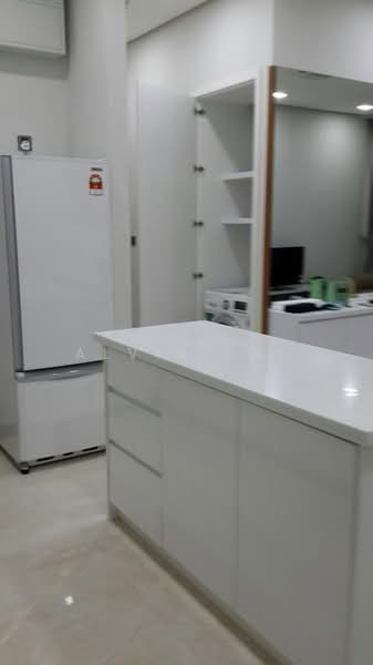 Servis Apartment untuk Disewa di Soho Suites Serviced Residence @ KLCC - Alvin Lai - Kitchen - PropertyGuru.com.my