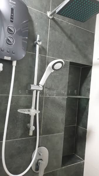 Servis Apartment untuk Disewa di The Lead Residences (Impiria Residensi) - Stephanie Yap - Bathroom - PropertyGuru.com.my