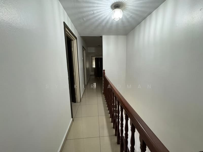 Rumah Teres untuk Dijual di Klang (Selangor) - Syakir Adman - Corridor - PropertyGuru.com.my