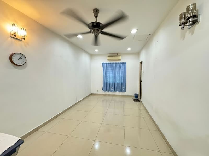Rumah Teres untuk Dijual di Klang (Selangor) - Syakir Adman - Living Room - PropertyGuru.com.my
