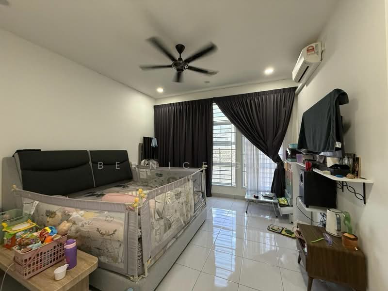 Rumah Teres 2 Tingkat untuk Dijual di Bandar Seri Alam (Masai) - Bernice Gan - Bedroom - PropertyGuru.com.my