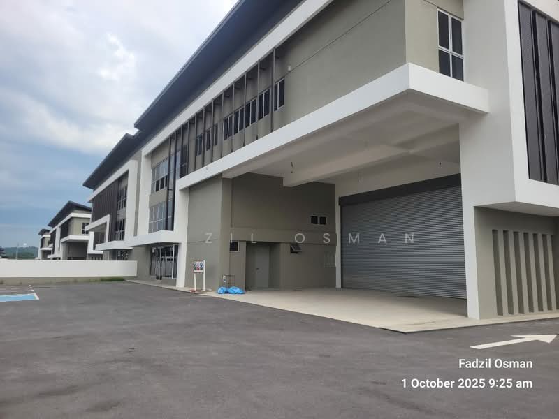 Factory for Rent in Taman Sepang (Sepang) - Fadzil Osman - Exterior - PropertyGuru.com.my