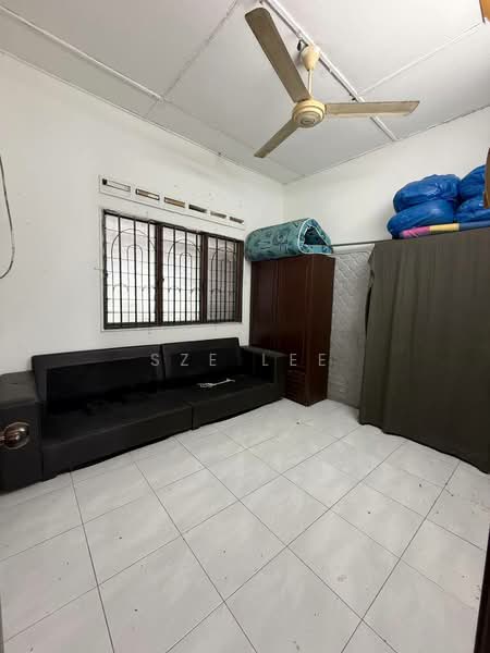 Rumah Teres 1 Tingkat untuk Dijual di Taman Johor Jaya (Johor Bahru) - Sze Lee - PropertyGuru.com.my