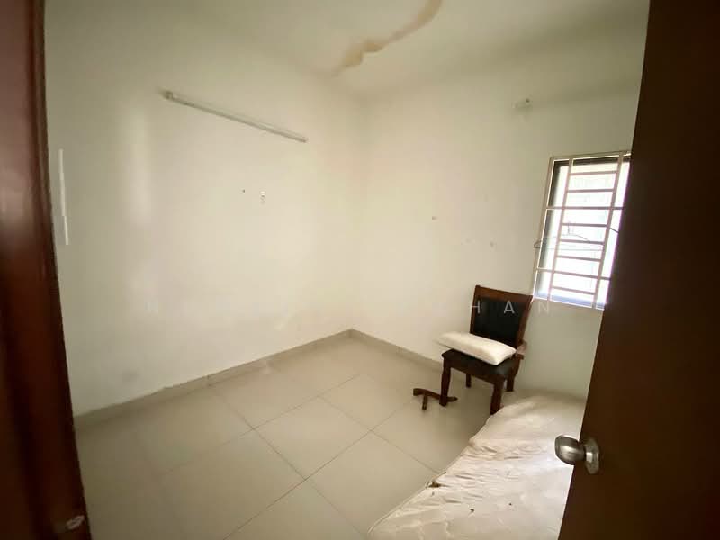 Semi-Detached House for Sale in Kajang (Selangor) - Noraini Dahan - Bedroom - PropertyGuru.com.my