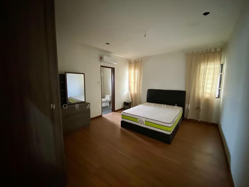 Semi-Detached House for Sale in Kajang (Selangor) - Noraini Dahan - Bedroom - PropertyGuru.com.my