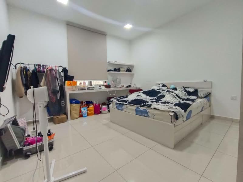 Rumah Teres 2.5 Tingkat untuk Dijual di Taman Desa Tebrau (Tebrau) - Bernice Gan - Bedroom - PropertyGuru.com.my