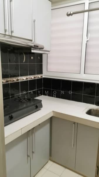 Kondominium untuk Dijual di Perdana Emerald - Raymond Tan - Kitchen - PropertyGuru.com.my