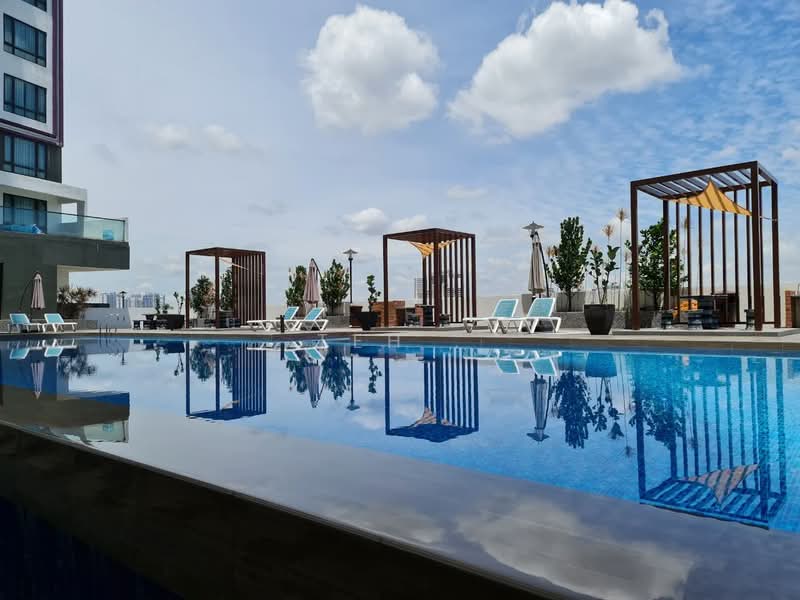 Service Residence for Sale at Service Residence @ Landmark Residence 1 - Teh . - Pool - PropertyGuru.com.my