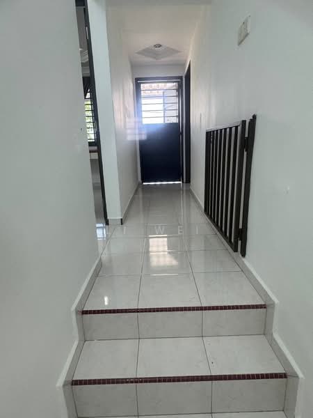 2-storey Terraced House for Rent in Taman Skudai Baru (Skudai) - Li Wei - Corridor - PropertyGuru.com.my