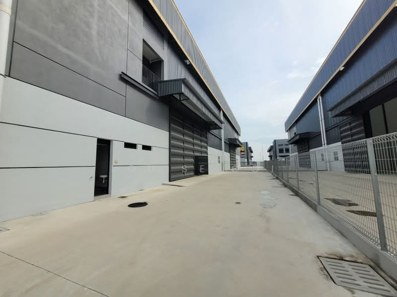 Factory for Rent in Kapar (Selangor) - Louise Ooi - Exterior - PropertyGuru.com.my