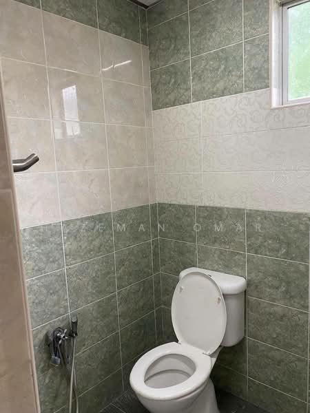 1-storey Terraced House for Sale in Taman Bunga Raya (Setapak) - Hazeman Omar - Bathroom - PropertyGuru.com.my