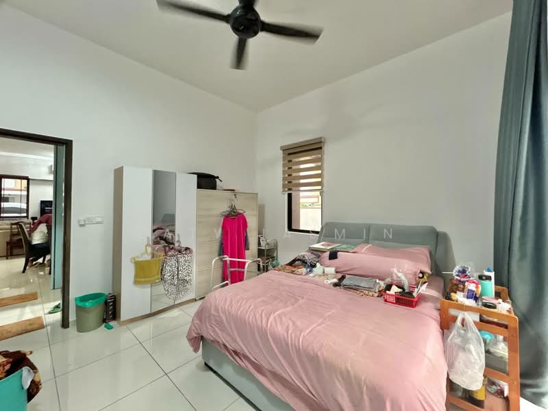 Semi-Detached House for Sale in Setia Mayuri (Semenyih) - Zaty Jasmin - Bedroom - PropertyGuru.com.my