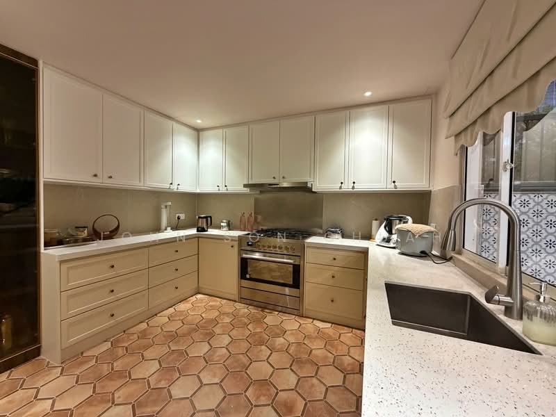 Rumah Banglo untuk Dijual di Setiakasih (Damansara Heights) - John Son Chuah - Kitchen - PropertyGuru.com.my