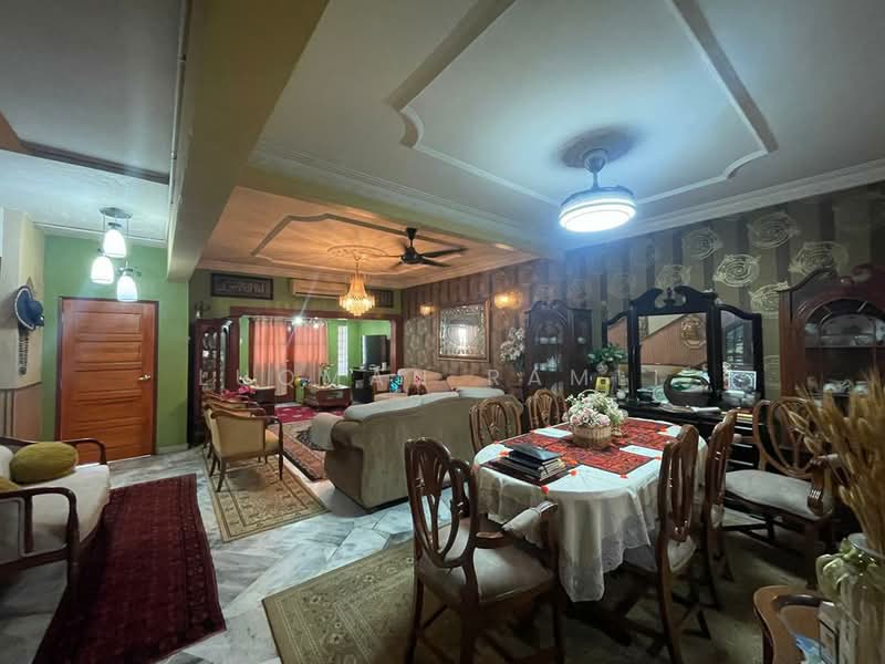 Rumah Teres 2 Tingkat untuk Dijual di Pjs 5 (Petaling Jaya) - Luqman Ramli - Living Room - PropertyGuru.com.my