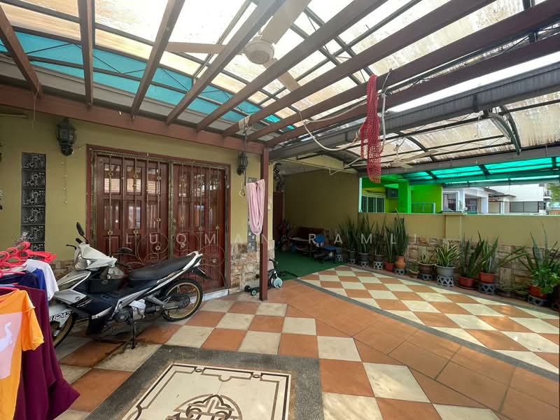 Rumah Teres 2 Tingkat untuk Dijual di Pjs 5 (Petaling Jaya) - Luqman Ramli - Exterior - PropertyGuru.com.my