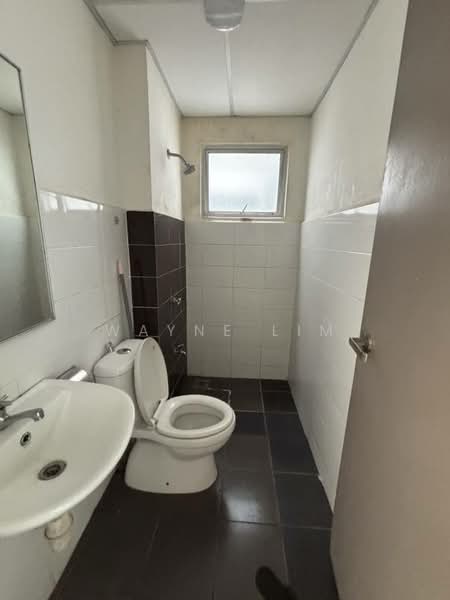 Pangsapuri untuk Disewa di Residensi Alam Damai (PR1MA @ Alam Damai) - Wayne Lim - Bathroom - PropertyGuru.com.my