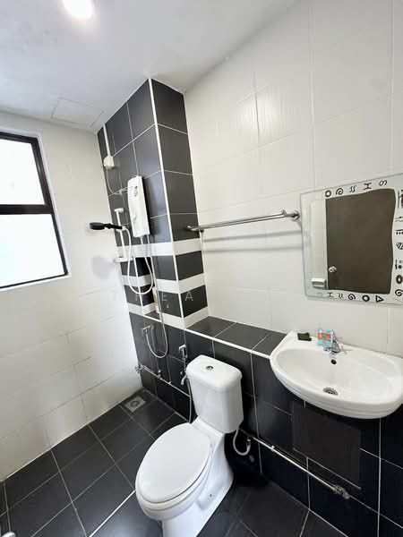 Apartment for Rent at Seri Austin Residence (Pangsapuri Seri Austin) - Thea Lai - Bathroom - PropertyGuru.com.my