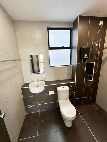 Apartment for Rent at Seri Austin Residence (Pangsapuri Seri Austin) - Thea Lai - Bathroom - PropertyGuru.com.my