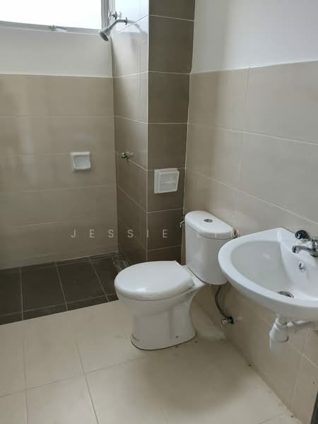 Terraced House for Rent in Beranang (Selangor) - Jessie Lim - Bathroom - PropertyGuru.com.my