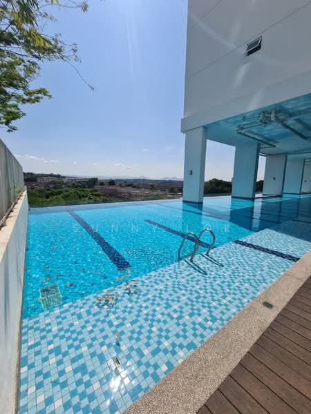 Kondominium untuk Dijual di The Sky @ Tripark - Sunny Lok - Pool - PropertyGuru.com.my
